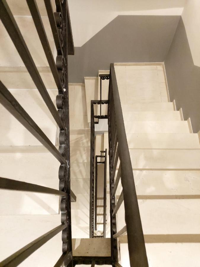 Apartamento Nuevo Y Reformado Al Lado De La Gran Via Madrilena Exterior photo